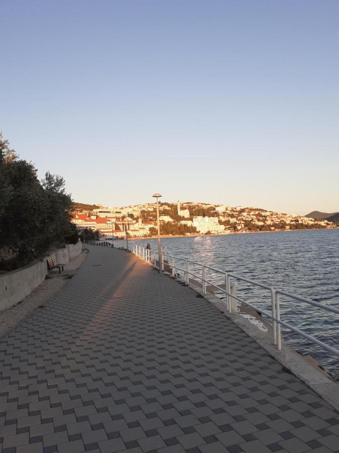 Apartmani Lezenic Dada Neum Eksteriør billede